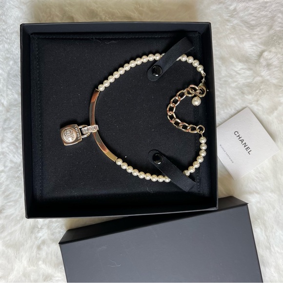 Chanel chocker - Picture 4 of 4